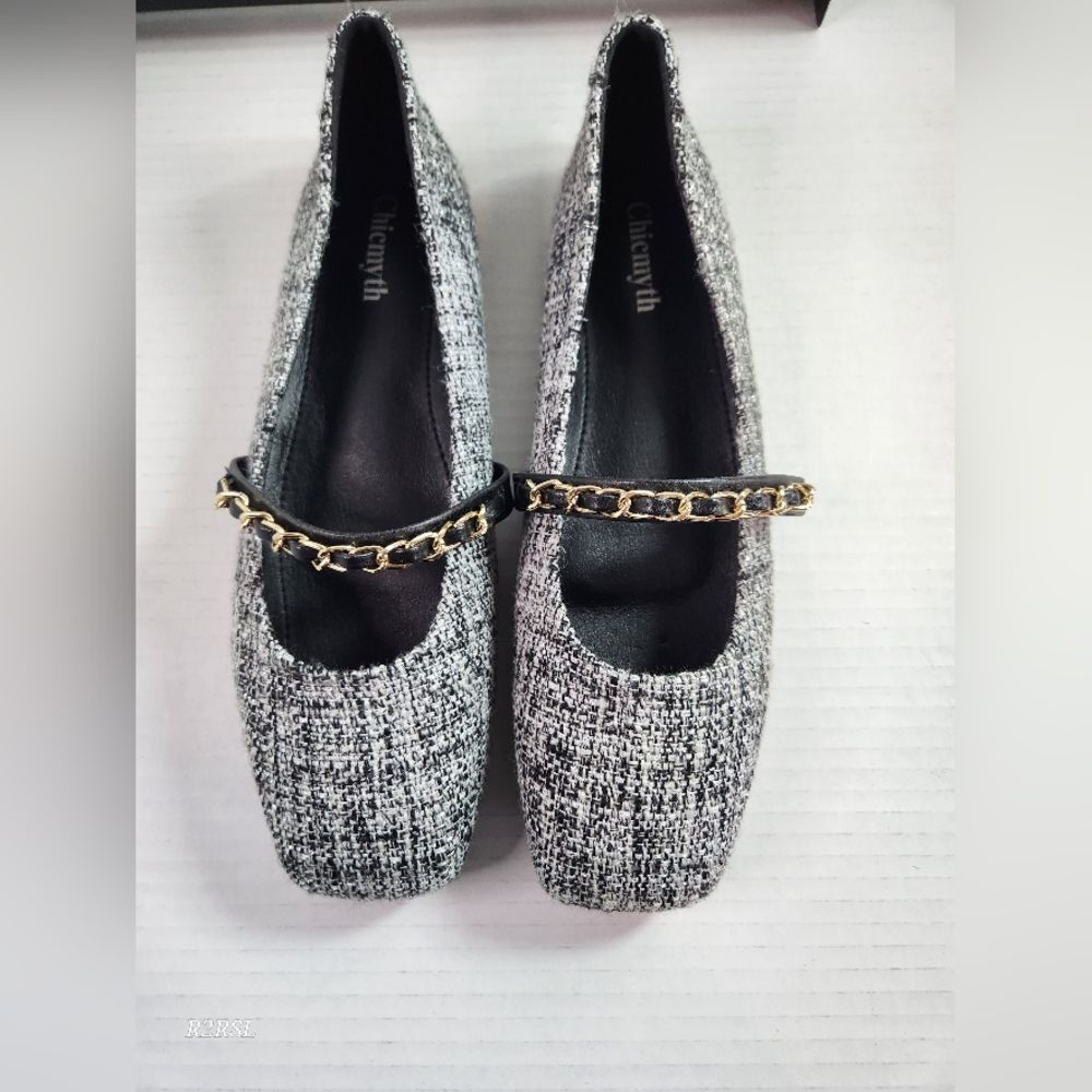 Chicmyth Ballet Style Shoes Black/gray w/chain Strap Womens 41(US 10.5) NWOT